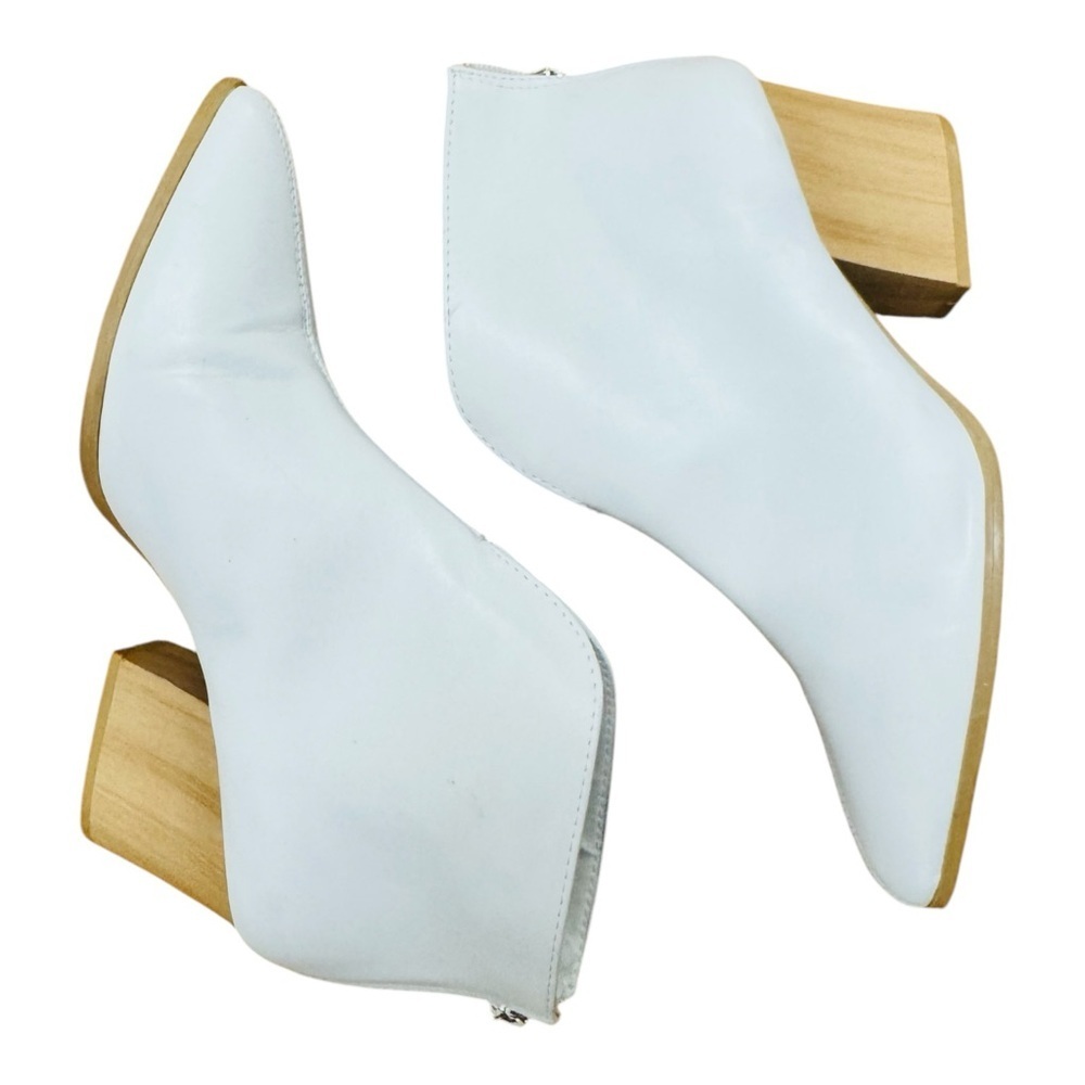 Qupid White Ankle Boots With Tan Heel